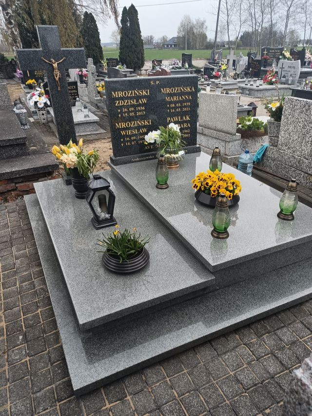 Wiesław Mroziński 1957 Chocz - Grobonet - Wyszukiwarka osób pochowanych